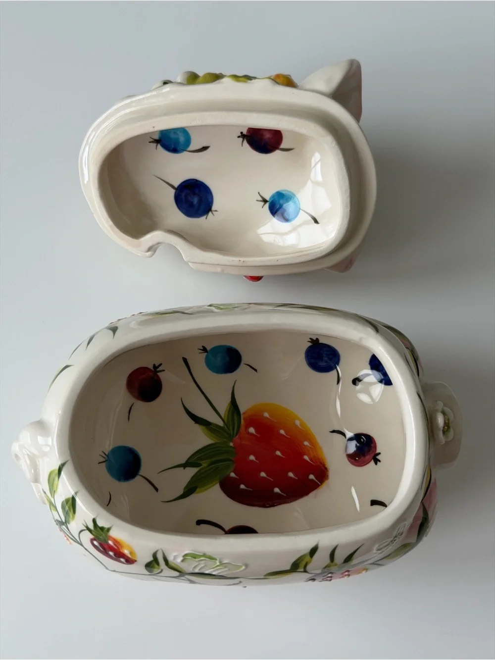 Blue Sky Heather J. McCall 2004 Hand-Painted Strawberry Pig Sugar Bowl Jam Pot